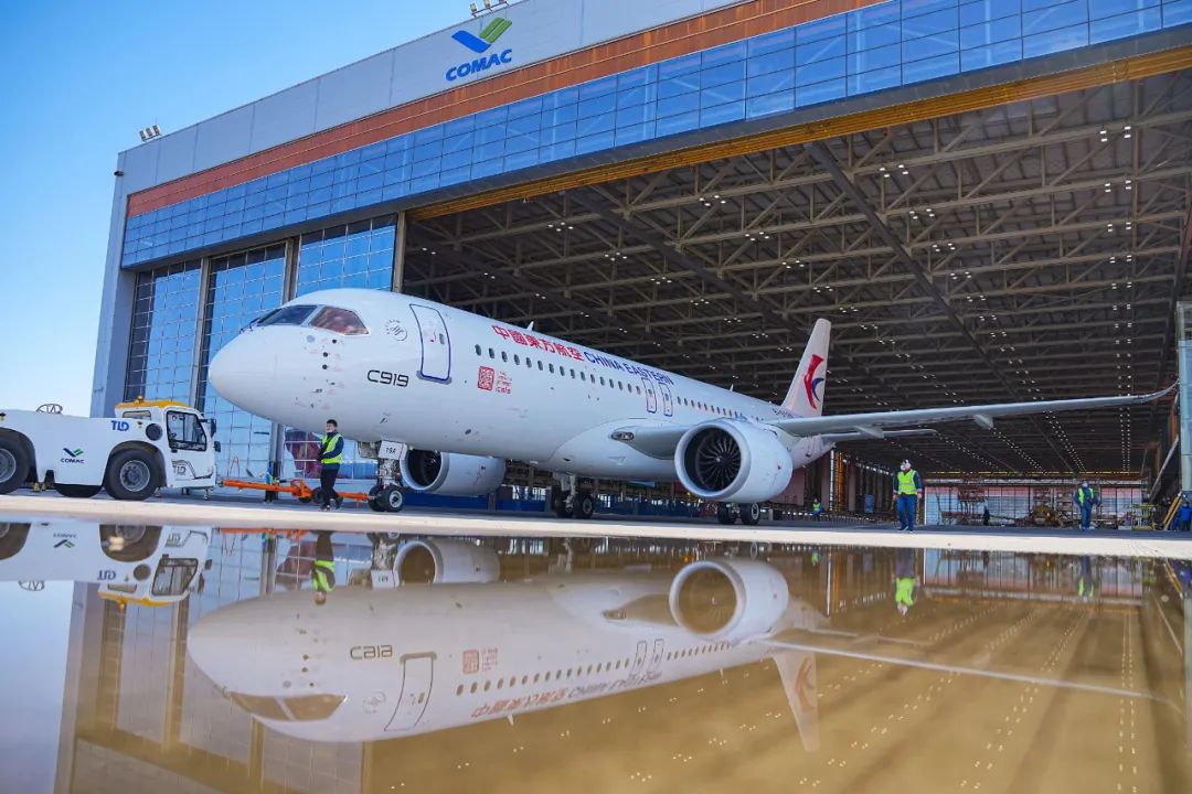 全球首架C919大型客机正式交付- 时政要闻- 广西壮族自治区工业和